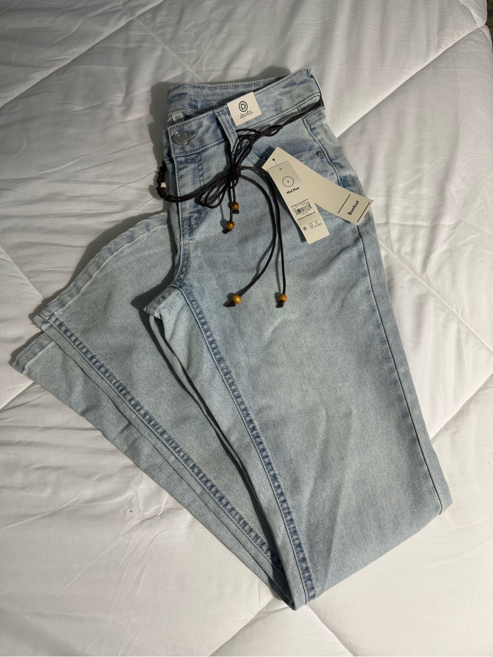 Light Wash Women’s Jeans with Bead Drawstring Boot Cut